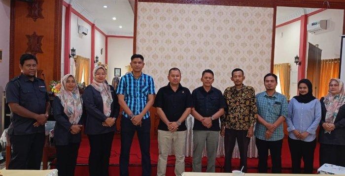 Foto Bersama Usai Rapat Evaluasi