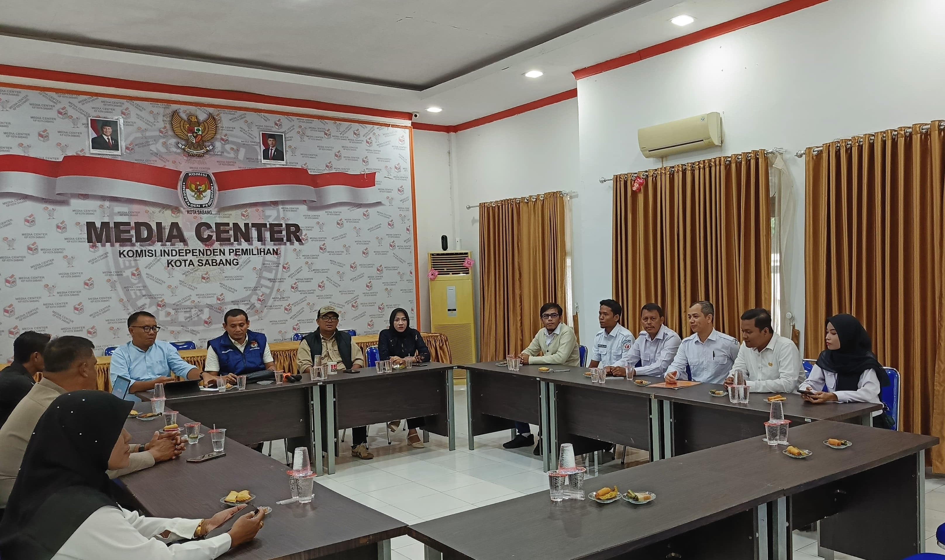 Pimpinan Bawaslu Kota Sabang Hadiri Pleno Rekapitulasi Daftar Pemilih Berkelanjutan Triwulan II Tahun 2025