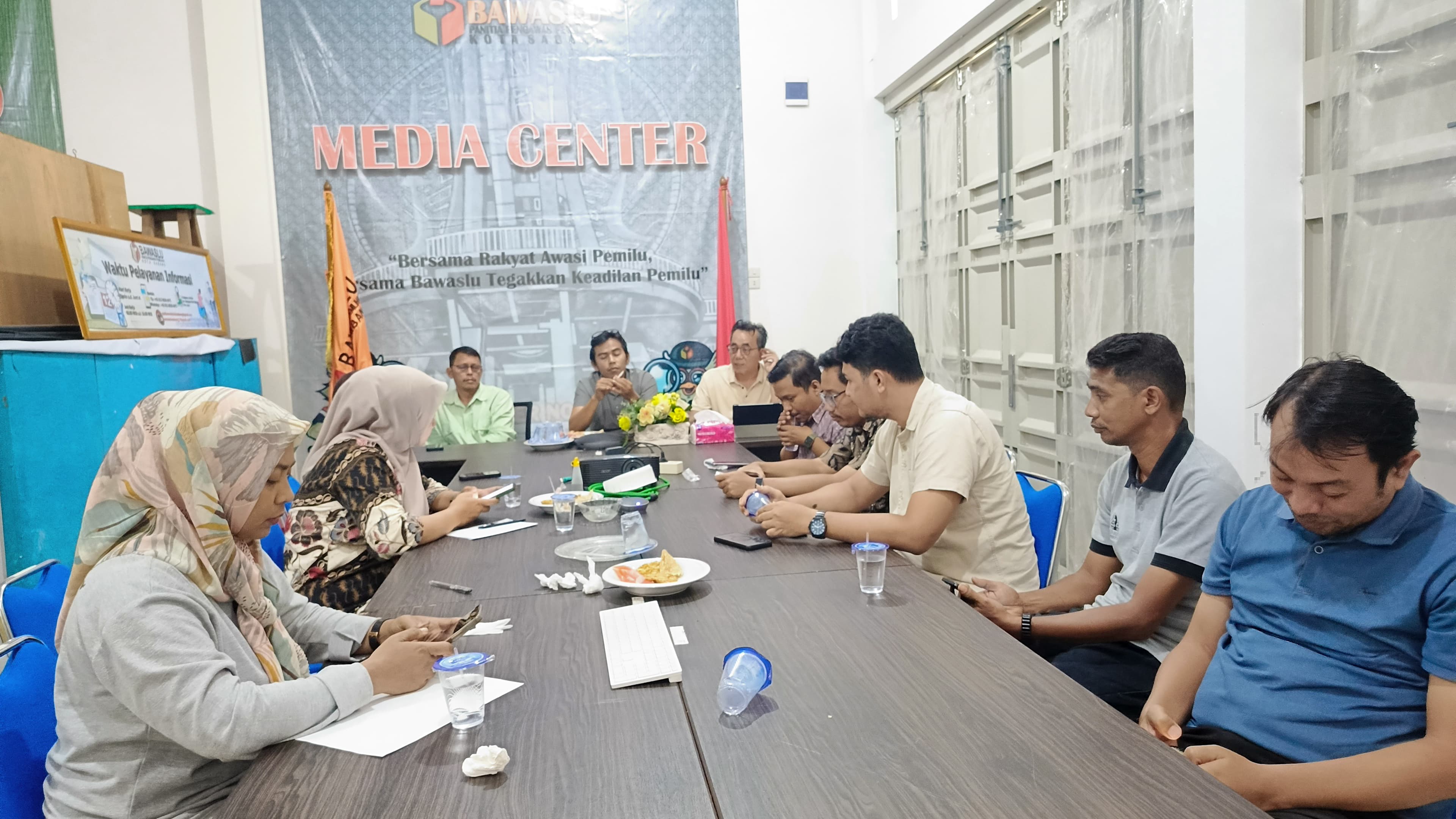 Bawaslu Kota Sabang Gelar Rapat Pemantapan Pra Pelaksanaan Kegiatan Penguatan Kelembagaan