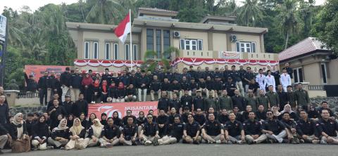 Foto Bersama Setelah Upacara HUT RI 