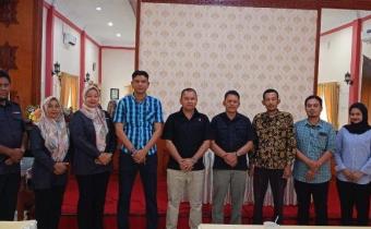 Foto Bersama Usai Rapat Evaluasi