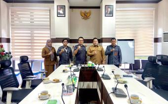 Pimpinan Bawaslu Kota Sabang Silahturahmi Dengan Walikota Sabang